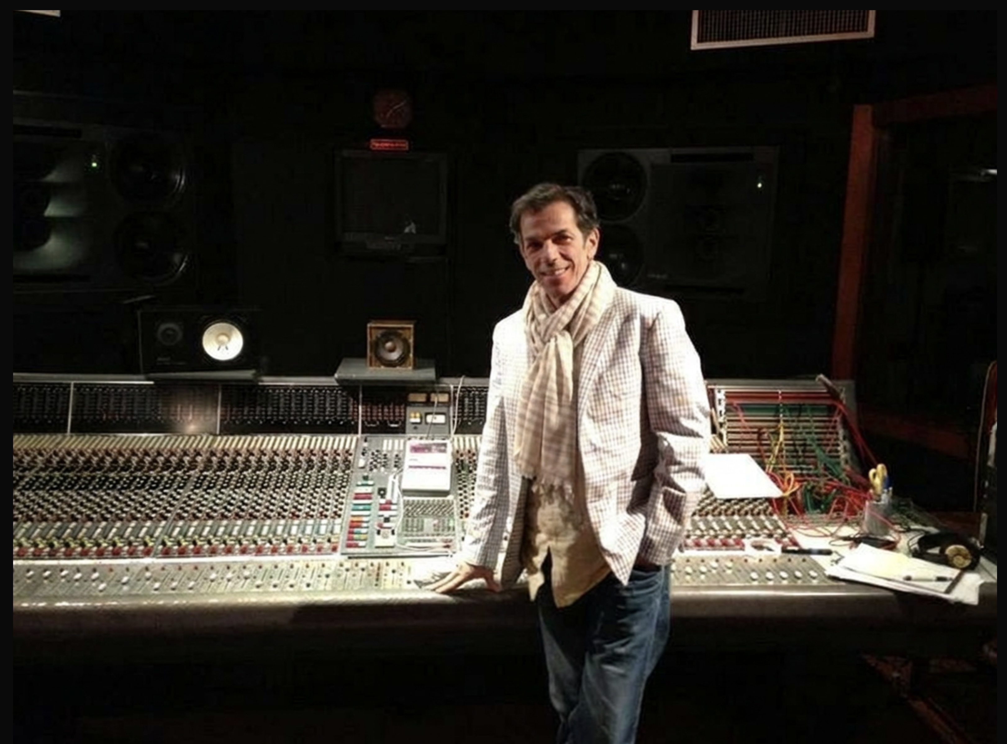 Luigi Rana in studio